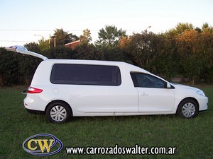 Coche Fúnebre Renault Fluence Techo Elevado