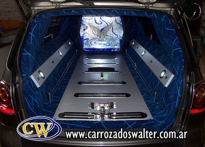 Coche Fúnebre Volkswagen Suran