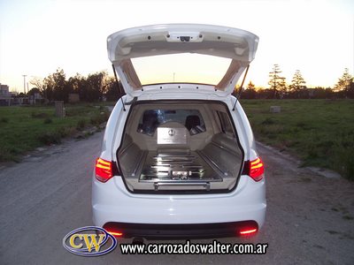 Coche Fúnebre Citroën C4 Lounge