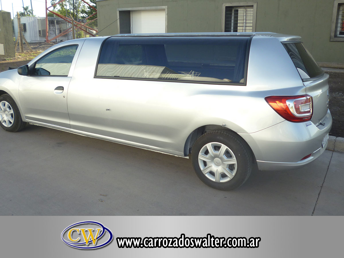 Renault Logan Carrozado Fúnebre