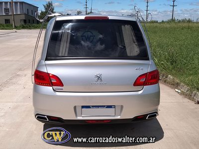 Coche Fúnebre Peugeot 408