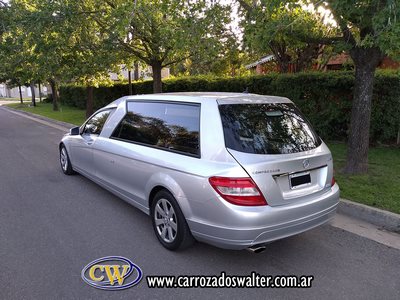 Coche Fúnebre Mercedes Benz C200