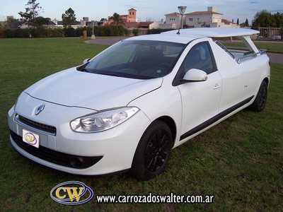 Coche Fúnebre Renault Fluence