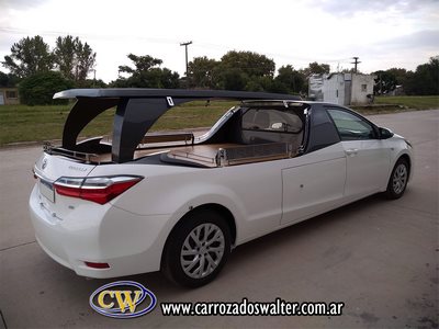 Carrozado Fúnebre Convertible Toyota Corolla